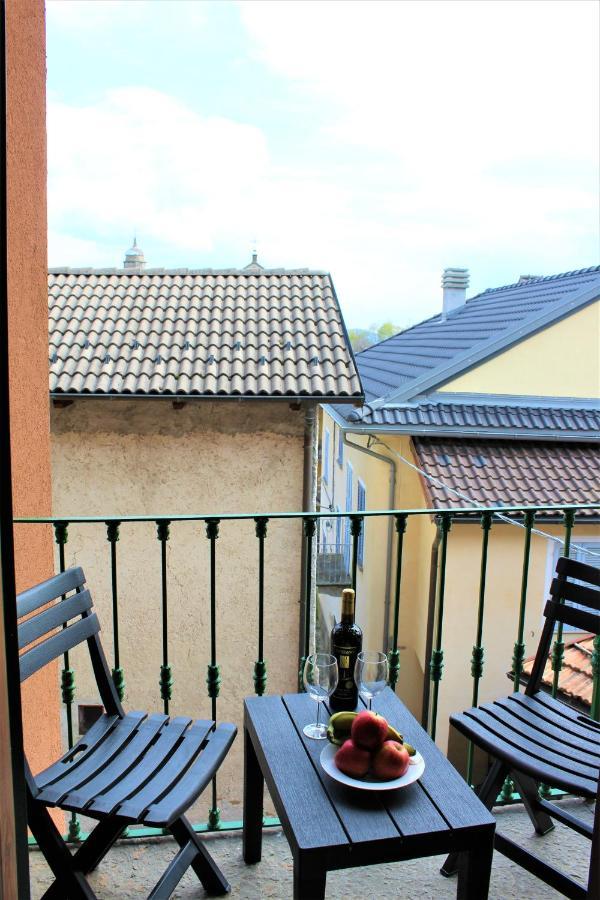 Trarego Haus Lägenhet Exteriör bild